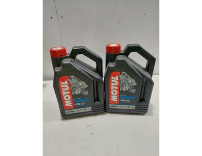 Motorcycle Apparel & Accessories (NSWA984) - Lot 519