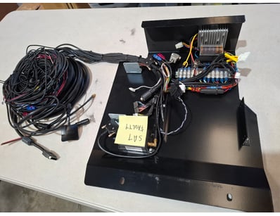 UNRESERVED Trimble Equipment & Accessories Wareh... - Lot 98