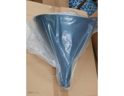 Saxon, 3 in 1 funnel with strainer.

Quantity: 12 ...