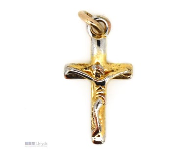 9K YELLOW GOLD, VINTAGE CRUCIFIX.      

Condition...