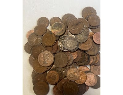 Banknotes & Coins (A979) - Lot 2354