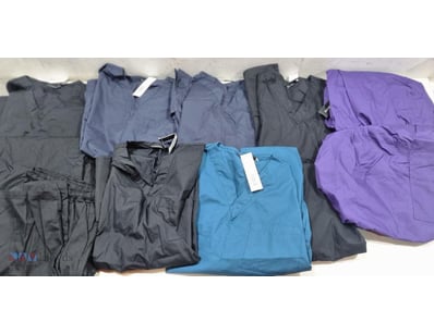 Medical Scrubs, assorted sizes, assorted colours.
...