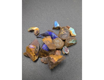 42.8CT QUEENSLAND BOULDER OPAL

655266+186



