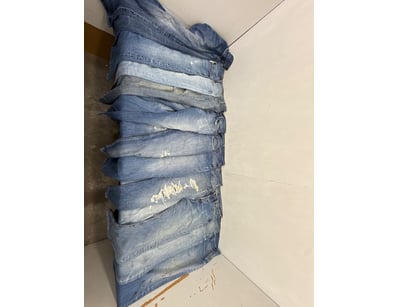 Entire Vintage Clothing Store Liquidation (ON11... - Lot 116