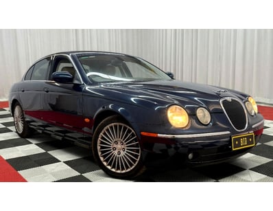 <b>2006 Jaguar S-Type X204 - Midnight Blue - 187,8...