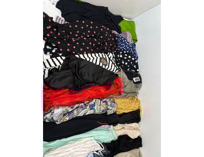 Entire Vintage Clothing Store Liquidation (ON11... - Lot 250