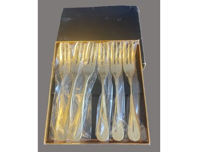 Antiques, Vintage & Interior Treasures (A1006) - Lot 1034