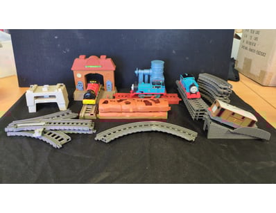 Antiques, Vintage & Interior Treasures  (A1005) - Lot 746