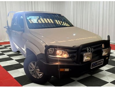 <b>2012 Volkswagen Amarok 2H 400 - White - 137,980...