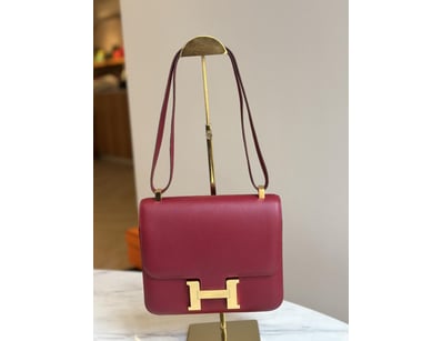 Designer Vault (A1004) - Lot 301