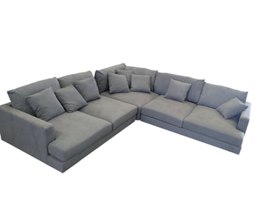 $800K Major Retailer Indoor & Outdoor Living - I... - Lot 12