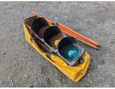Portable Traffic Light Head, tripod & Remote 

Not...