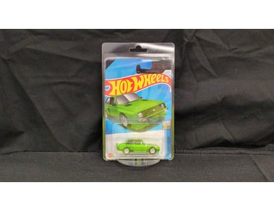 HOT WHEELS DIE-CAST VEHICLE - FORD ESCORT RS2000 S...