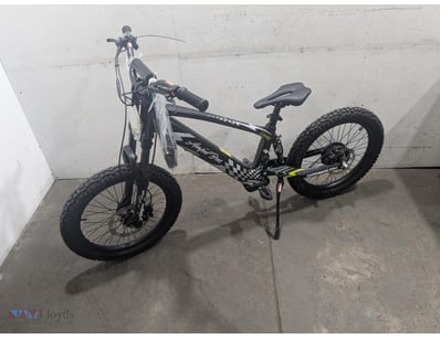 RRP $2499.00 Evo Racing 20" Electric Fat Bike in B...