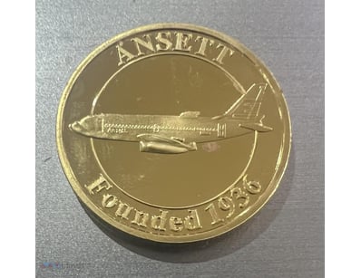 ANSETT AUSTRALIA RARE GOLD PLATED MEDALLION  



2...