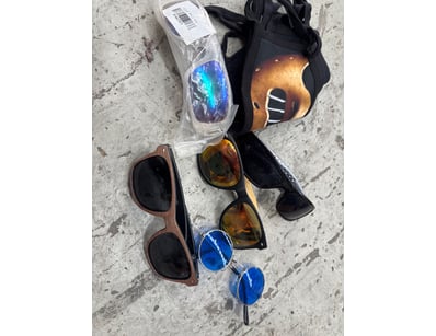 Comprehensive sunglasses collection featuring 5 pa...