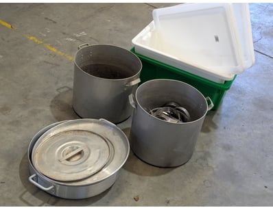 Comprehensive commercial kitchen equipment lot com...