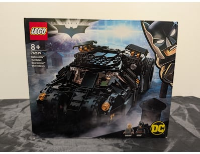 **UNRESERVED** LIFETIME COLLECTION OF LEGO PART... - Lot 353