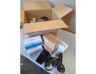 Mostly UNRESERVED Trimble Equipment & Accessori... - Lot 101
