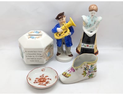 Antiques, Vintage & Interior Treasures (A1008) - Lot 603