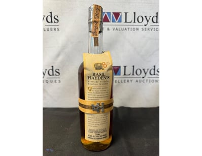 Basil Hayden's Kentucky Straight Bourbon Whiskey, ...