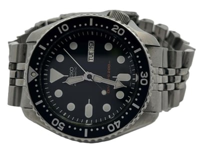 Luxury Pawnbroker Christmas Sale PART 1 (A984) - Lot 425