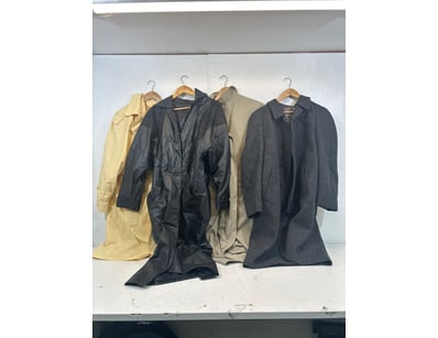 Entire Vintage Clothing Store Liquidation (ON11... - Lot 164