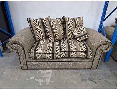 House & Homewares (A985) - Lot 2061