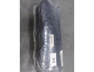 <p><strong>Fold Down Seat Carpet - Black</strong><...