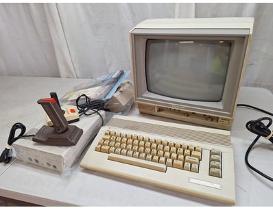 Gadgets, Music & Pastimes (A985) - Lot 258