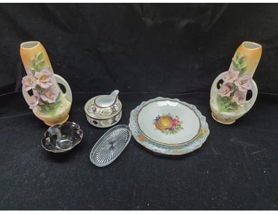 The Curio Collection (A991) - Lot 692