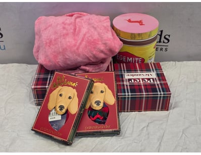 UNRESERVED Airport - Lost Property (A980) - Lot 500