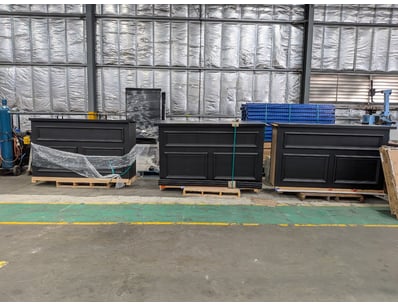 3x Professional-grade black bar counter unit featu...