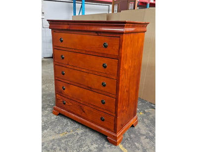 Draws, timber style chest of drawers

Approximat...