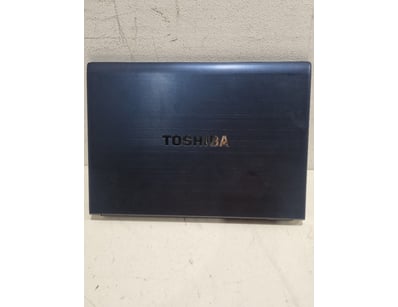 Toshiba laptop, blue ,model: unknown, serial: 3B08...