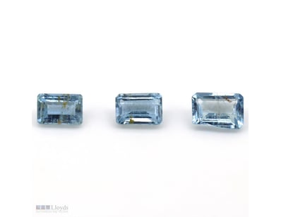 2.01CT TSW X 3, NATURAL BERYL AQUAMARINES     

Em...