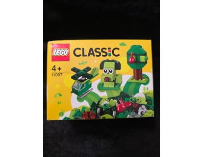 **UNRESERVED** COOKIE'S LIFETIME COLLECTION OF ... - Lot 555