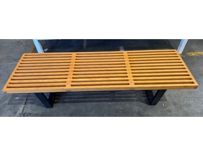 Wodden bench seat 

Dimensions: 153cm x 47cm x 37c...