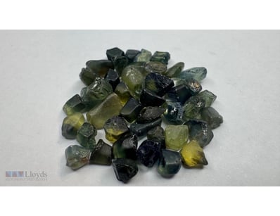 LOOSE SAPPHIRE 17.65

Dimensions: Height: 0.50mm, ...