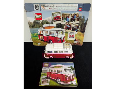 **UNRESERVED** LIFETIME COLLECTION OF LEGO PART... - Lot 106