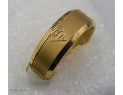 SUPERMAN RING SIZE10        

Condition: Good - Re...