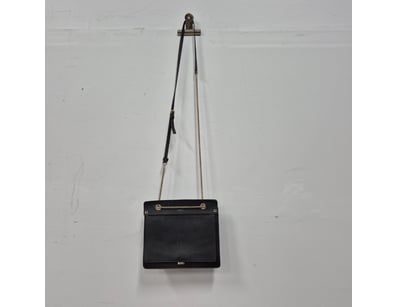 Designer Vault (A979) - Lot 6583