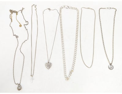 UNRESERVED Airport - Lost Property (A980) - Lot 457
