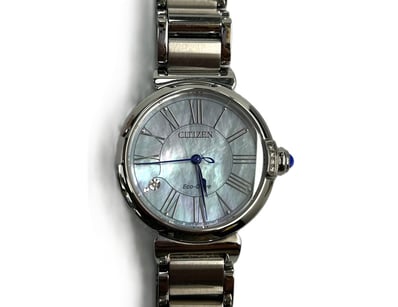 Luxury Pawnbroker Christmas Sale PART 2 (A984) - Lot 410