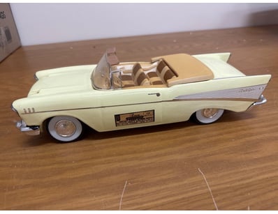 Mancave & Memorabilia (A1007) - Lot 390