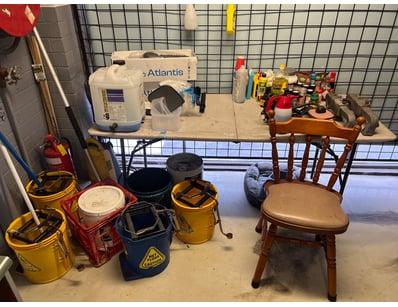 Dream Racing Team Workshop Closure (VICA1000) - Lot 14