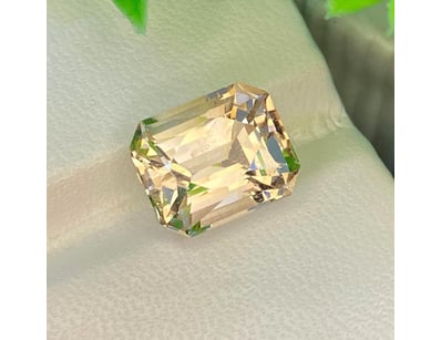 UNRESERVED Diamonds, Gemstones & Opals (A988) - Lot 571