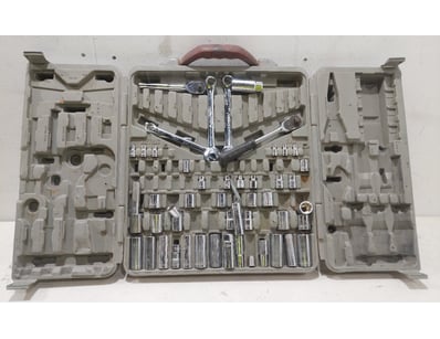 MOSTLY UNRESERVED Carpentry Business Closure - Lot 62