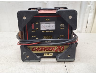 Arlen BC20, Battery Charger, 6v/12v, 240v Connecti...