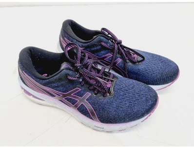 Major Brand Apparel & Footwear Liquidation Even... - Lot 207